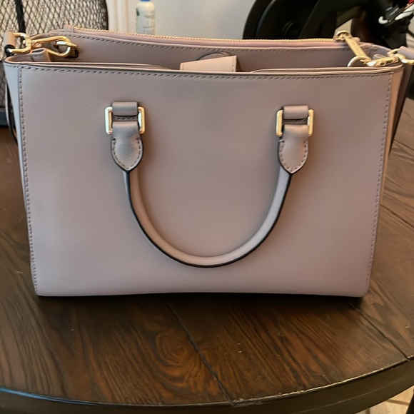 Michael Kors purse blush pink color - Picture 2 of 4